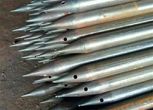 东成镇隧道钢花管现货